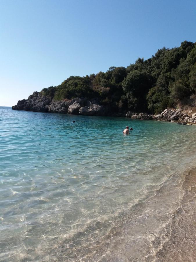 Theros Blu Sarakiniko (Epirus) Exterior foto