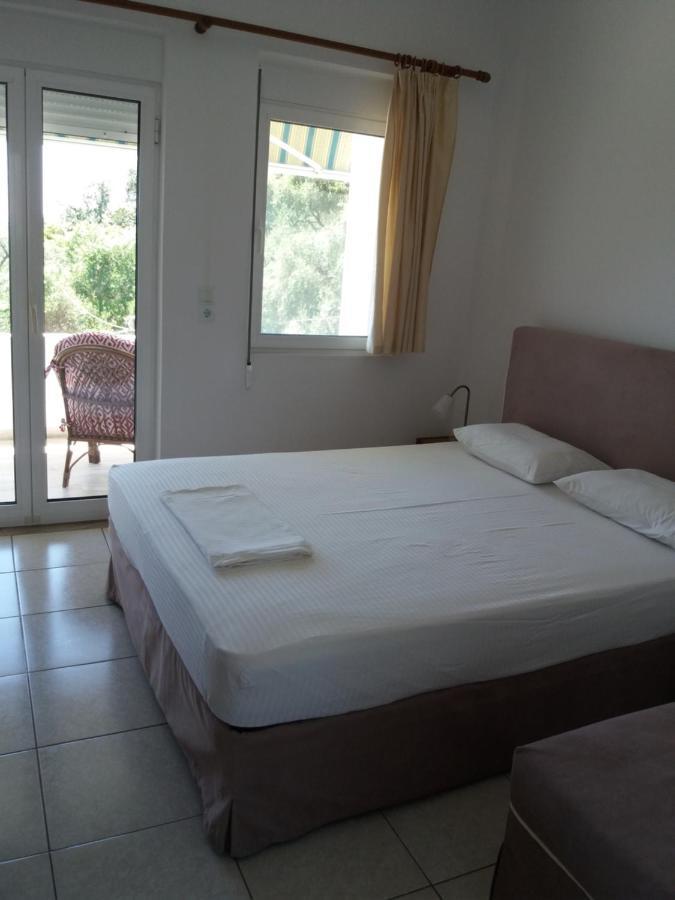 Theros Blu Sarakiniko (Epirus) Habitación foto